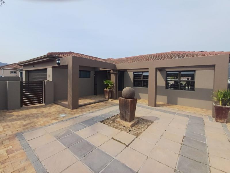 3 Bedroom Property for Sale in Gordons Bay Western Cape